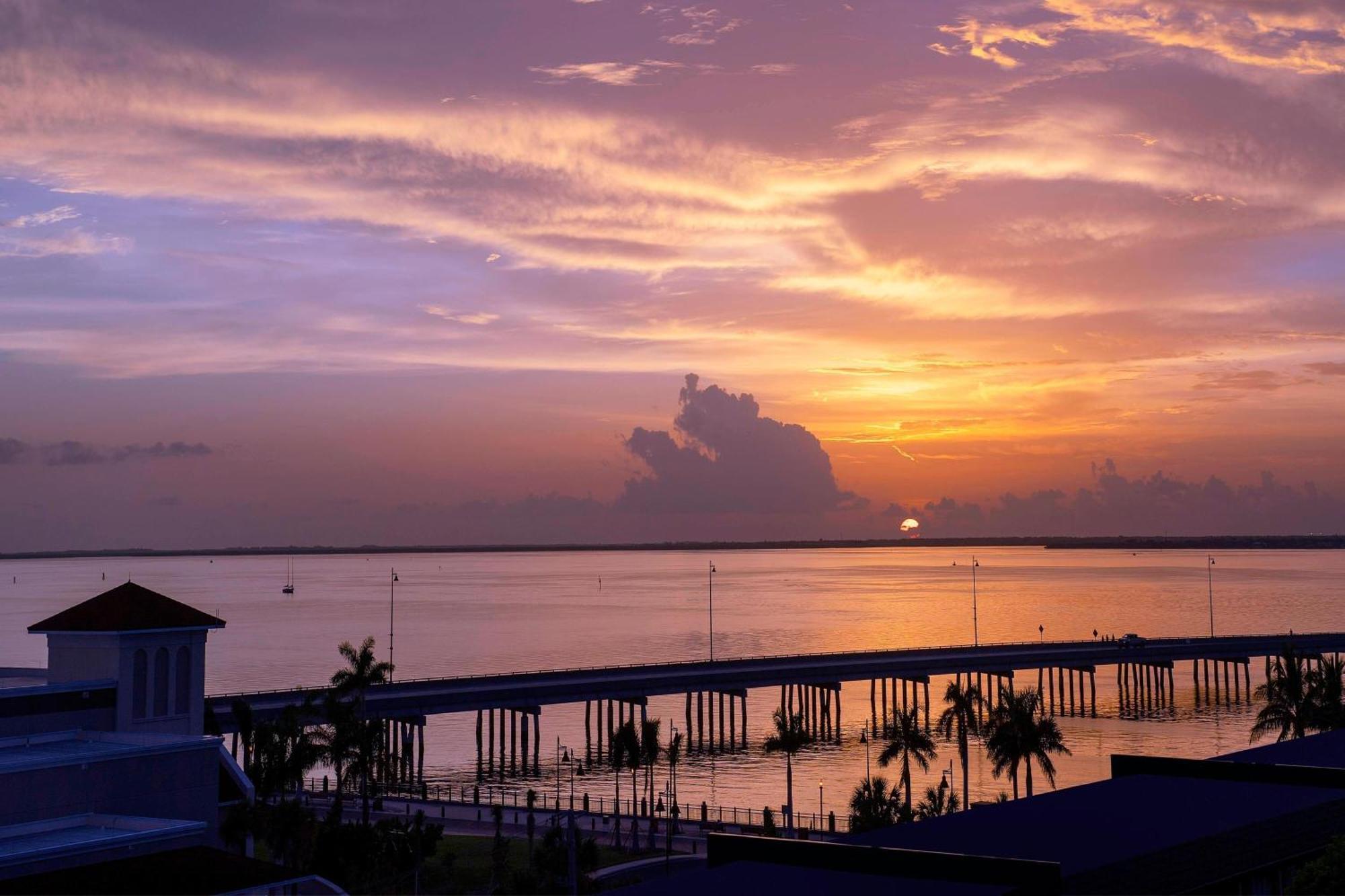 Springhill Suites By Marriott Punta Gorda Harborside Εξωτερικό φωτογραφία